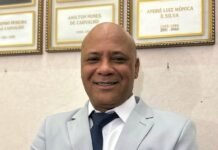 Vereador de Araruama apresenta notícia-crime por injúria racial após ser chamado de “filhote de urubu” em podcast