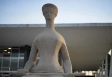 Fux acompanha Cármen Lúcia e vota contra flexibilização da Lei da Ficha Limpa no STF